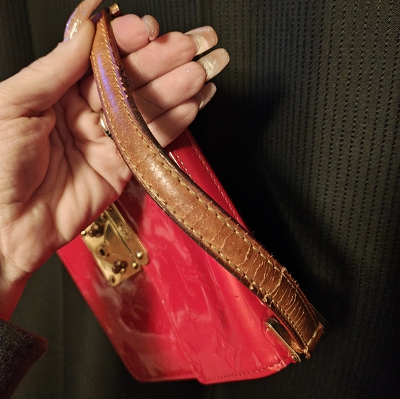 Louis Vuitton Red Vernis Spring Street PM - Picture 10 of 16
